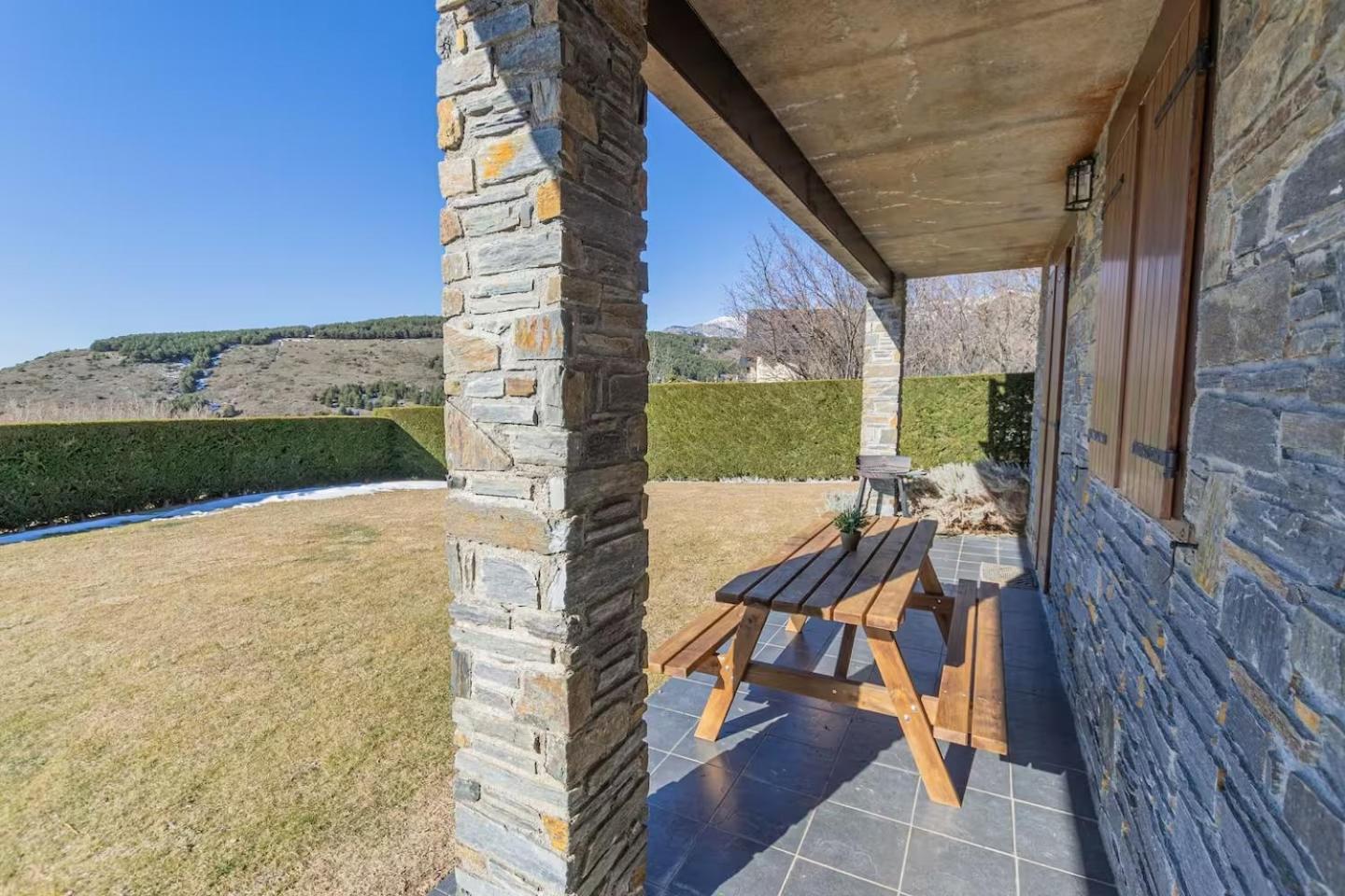 Apartament Les Costes Del Cadi Estavar Exterior foto